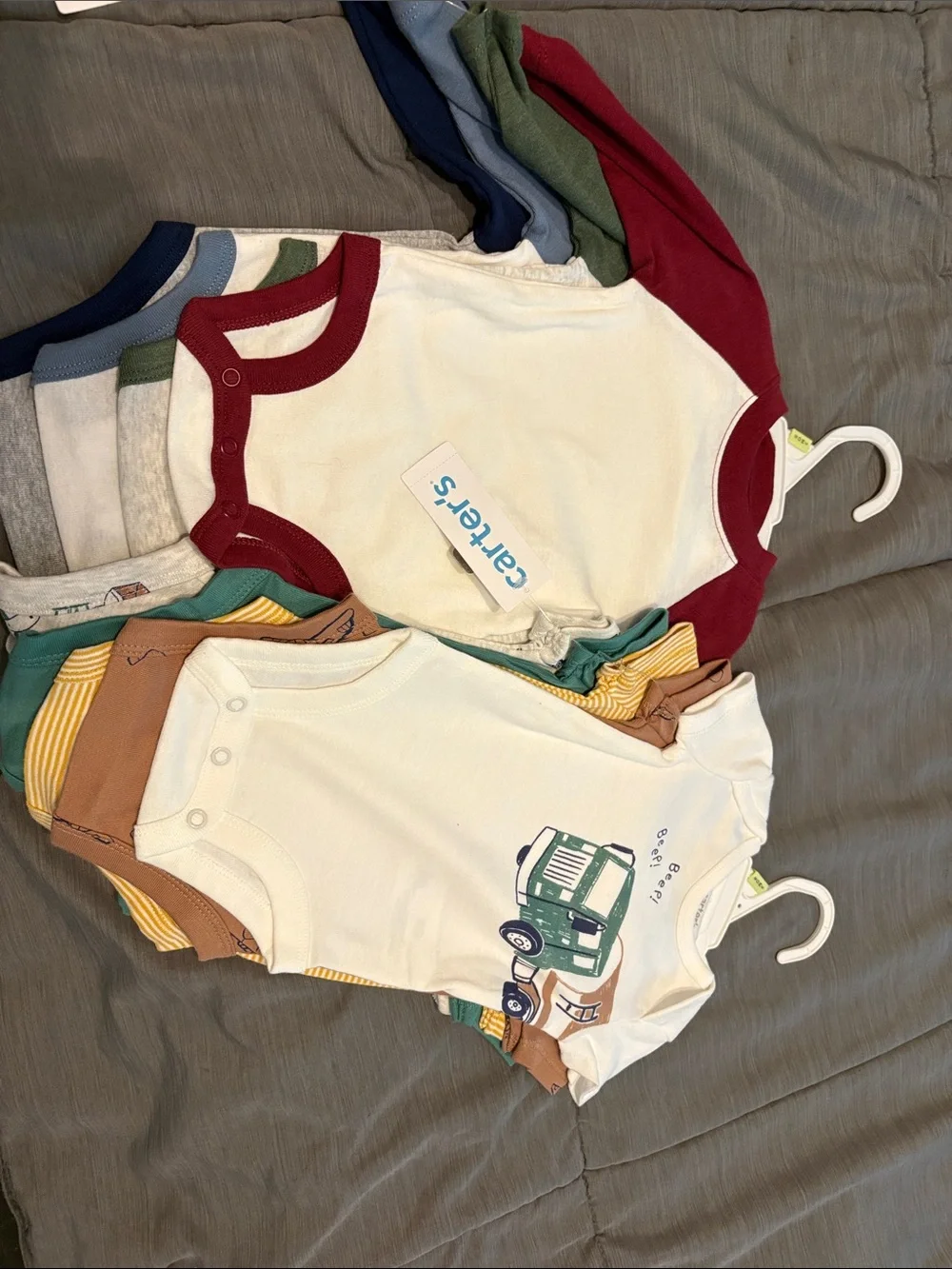 NWT Carter's One-Piece Bodysuits 3M long and short Sleeve